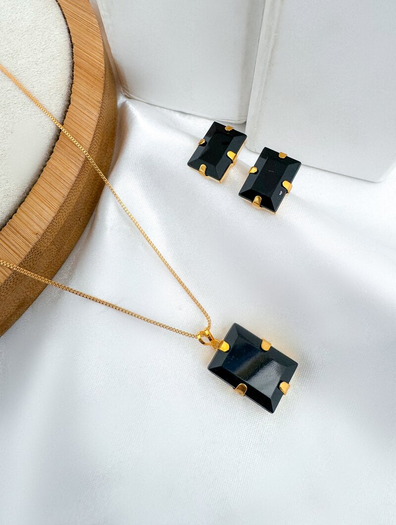 Conjunto Colar e Brinco Folheado a Ouro 18k Pedra Retangular de Zircônia