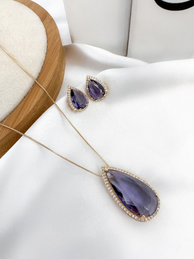 Conjunto colar e brinco folheado a ouro com pingente de pedra gota com borda de zircônia