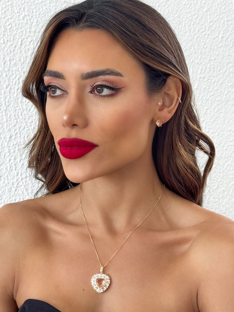 Conjunto Colar e Brinco Semi Joia Coração Cravejado
