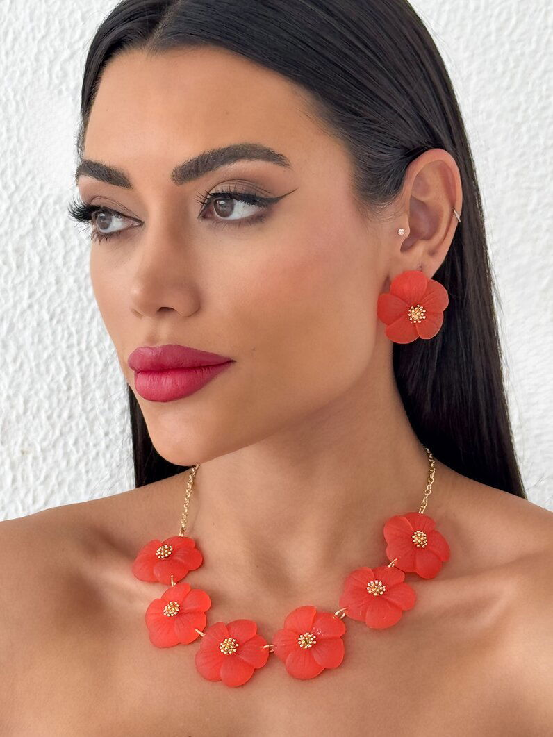 Conjunto de Colar e Brinco Folheado a Ouro 18k Flor de Resina