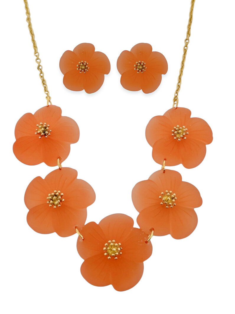 Conjunto de Colar e Brinco Folheado a Ouro 18k Flor de Resina