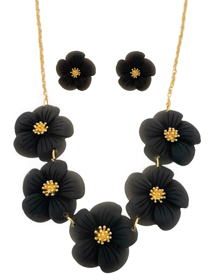 Conjunto de Colar e Brinco Folheado a Ouro 18k Flor de Resina