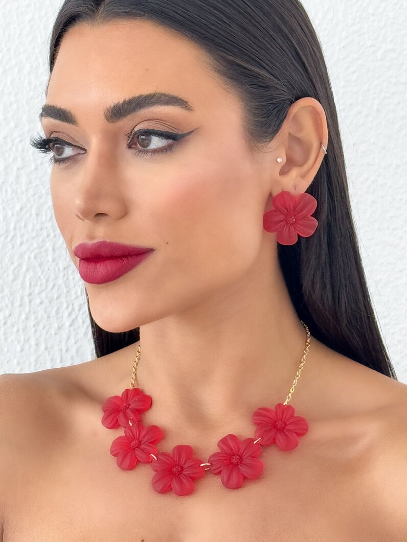 Conjunto de Colar e Brinco Folheado a Ouro 18k Flor de Resina Lisa