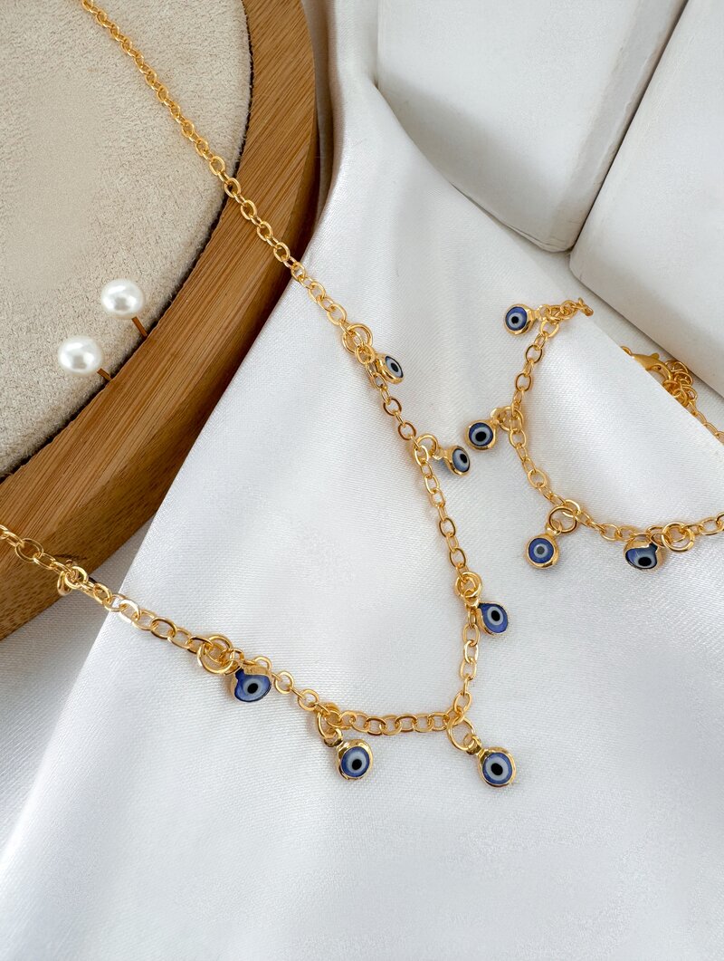 Conjunto Infantil Colar, Brinco e Pulseira Folheado a Ouro 18k Com Olho Grego