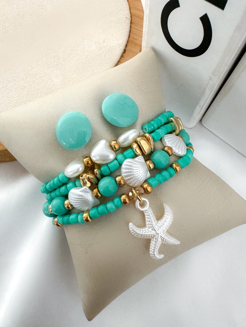 Conjunto Pulseiras e Brinco Miçangas com Corações, Conchas e Estrela
