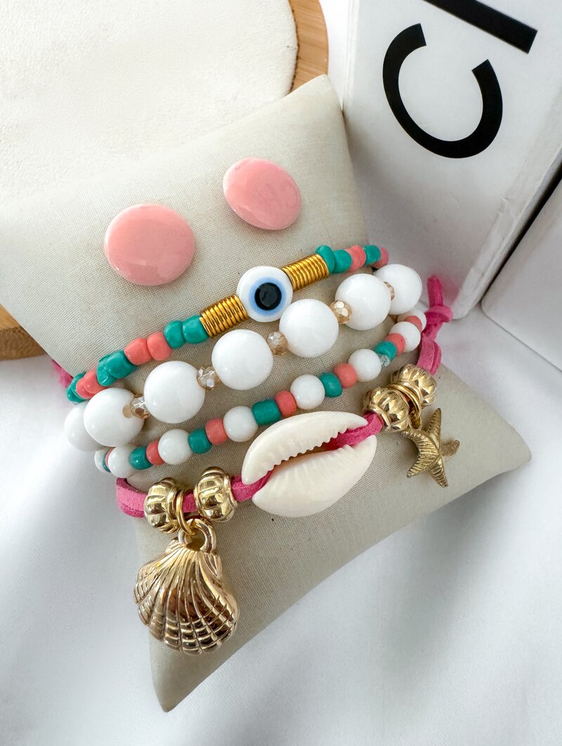 Conjunto Pulseiras e Brinco Miçangas Concha, Estrela e Búzio