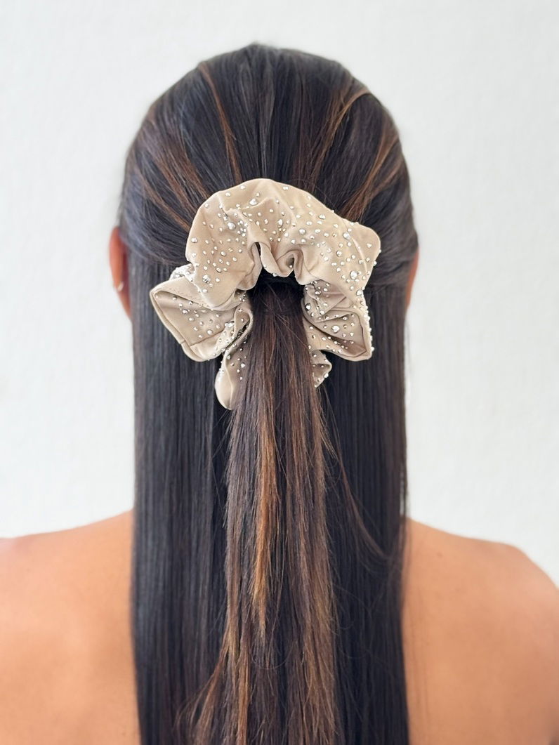 Scrunchie Com Pontos De Luz