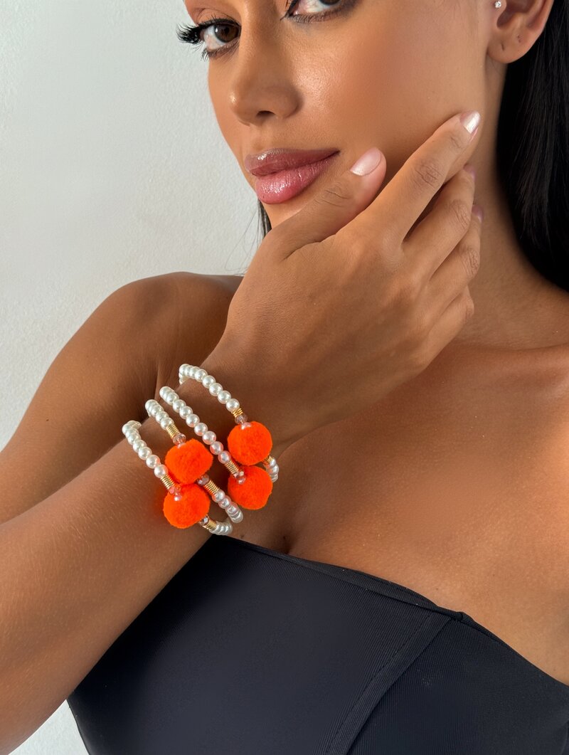 Kit 4 Pulseiras com Pompons