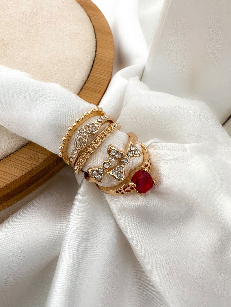 Kit de Anel Folheado a Ouro 18k e Prata Inspiração Joalheria