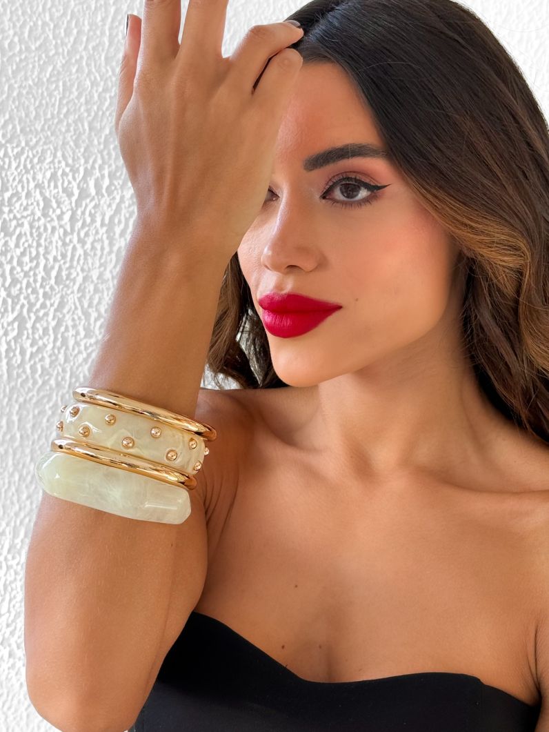 Kit de Braceletes Folheado a Ouro 18k Liso e Resinado
