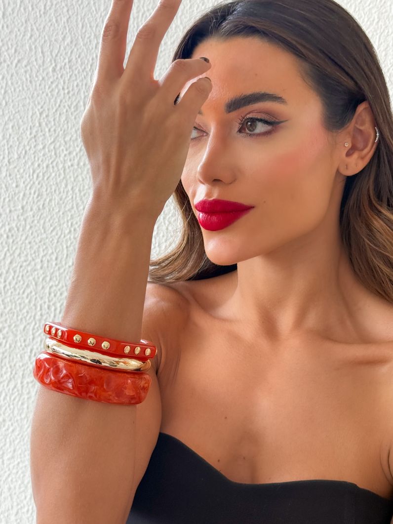 Kit de Braceletes Folheado a Ouro 18k Resinado e Liso Formas