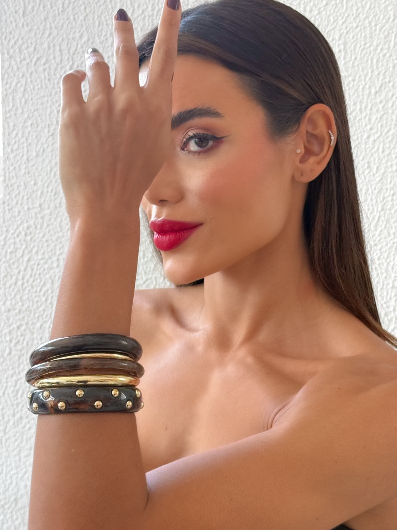 Kit de Braceletes Folheado a Ouro 18k Resinados
