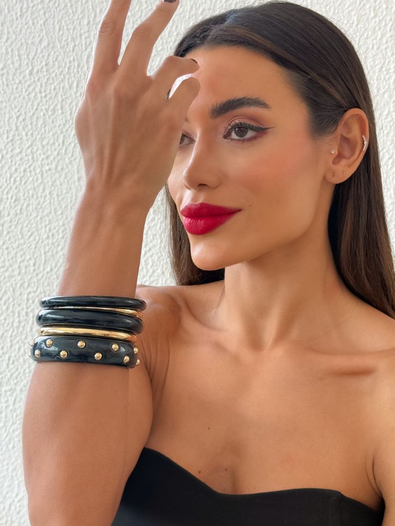 Kit de Braceletes Folheado a Ouro 18k Resinados