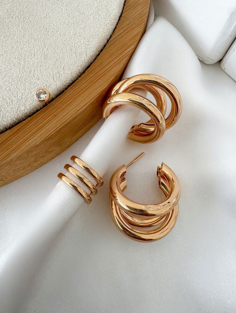 Kit de Brincos e Piercing Folheado a Ouro 18k e Prata Argola M