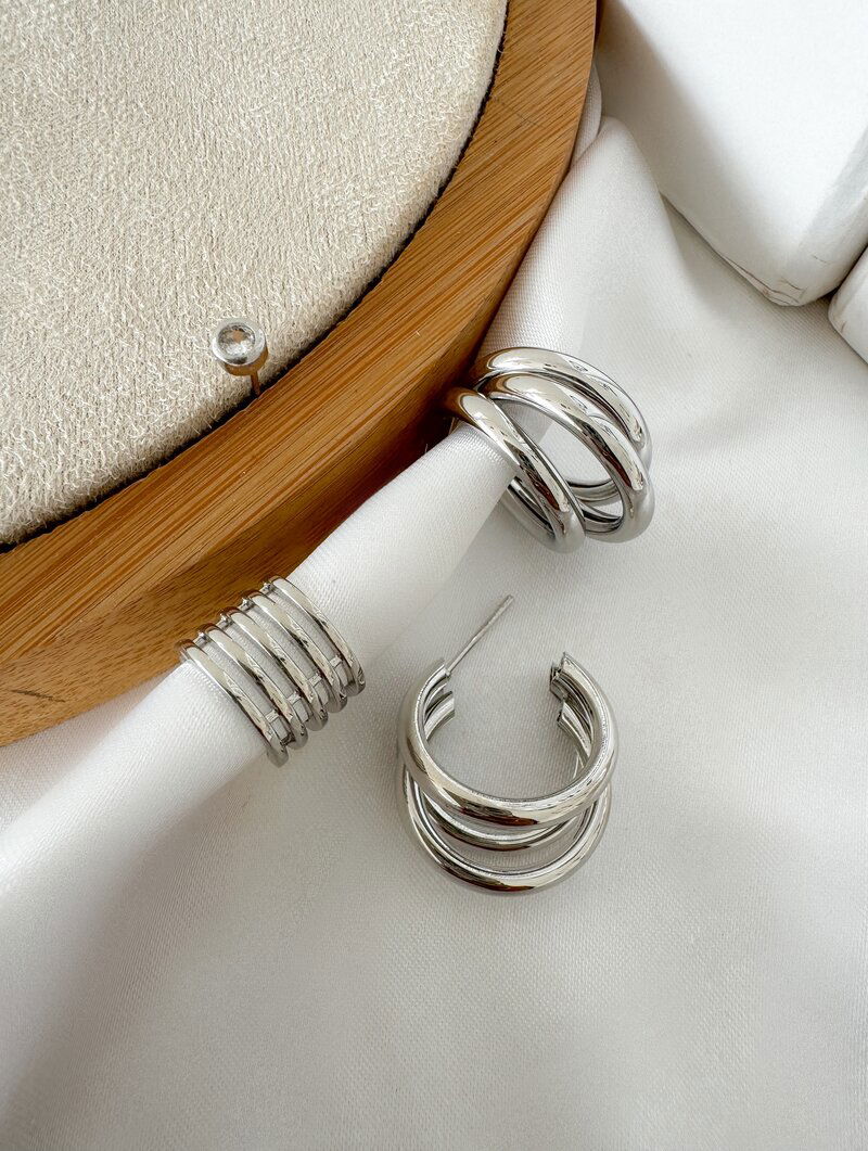 Kit de Brincos e Piercing Folheado a Ouro 18k e Prata Argola P