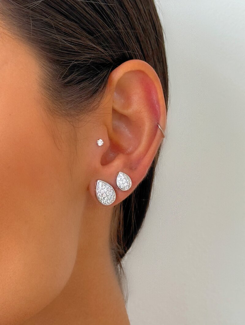 Kit Dois Brincos Folheado a Ouro 18k e Prata Gotas Cravejadas