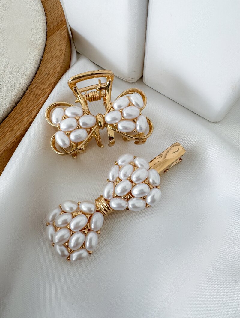 Kit Duas Presilhas Folheadas a Ouro 18k Laço com Pérolas