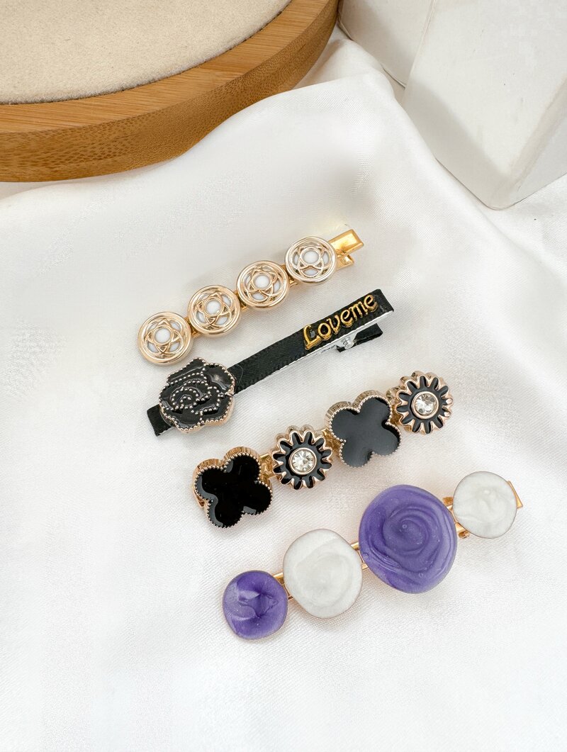 Kit Presilha Folheado a Ouro 18k e Prata Resina, Botton e Flowers