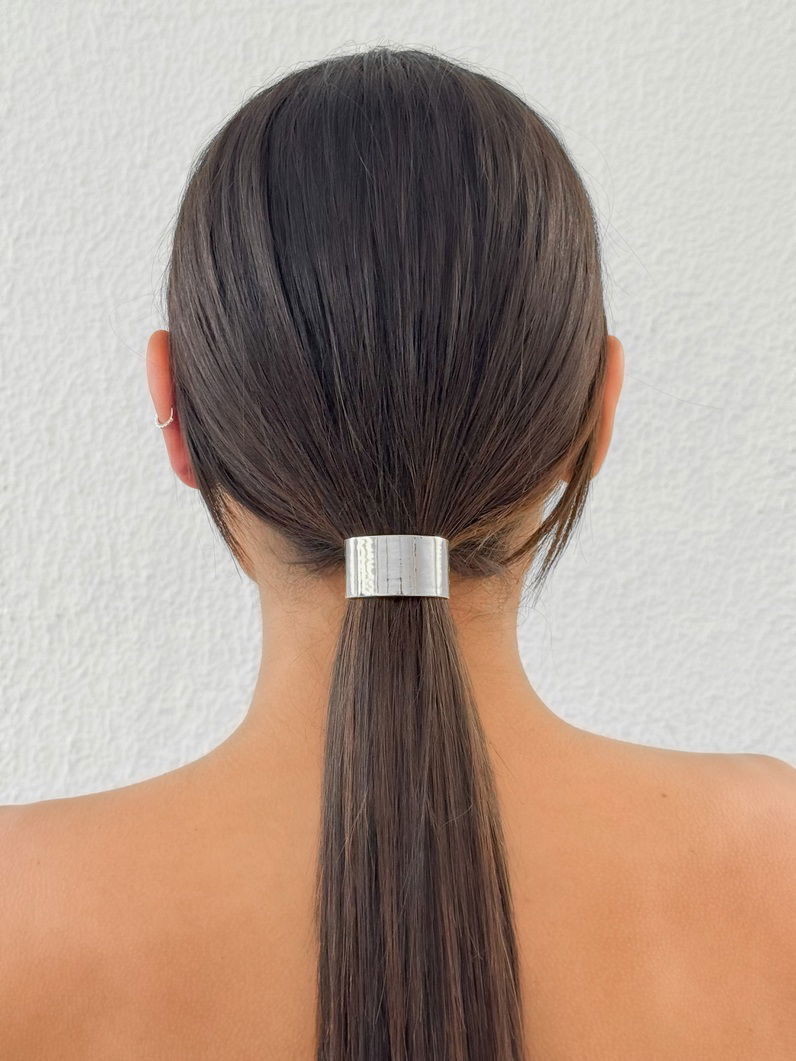 Kit Presilha Folheado Ouro 18k e Prata Liso Ondulado e Placa Martelada