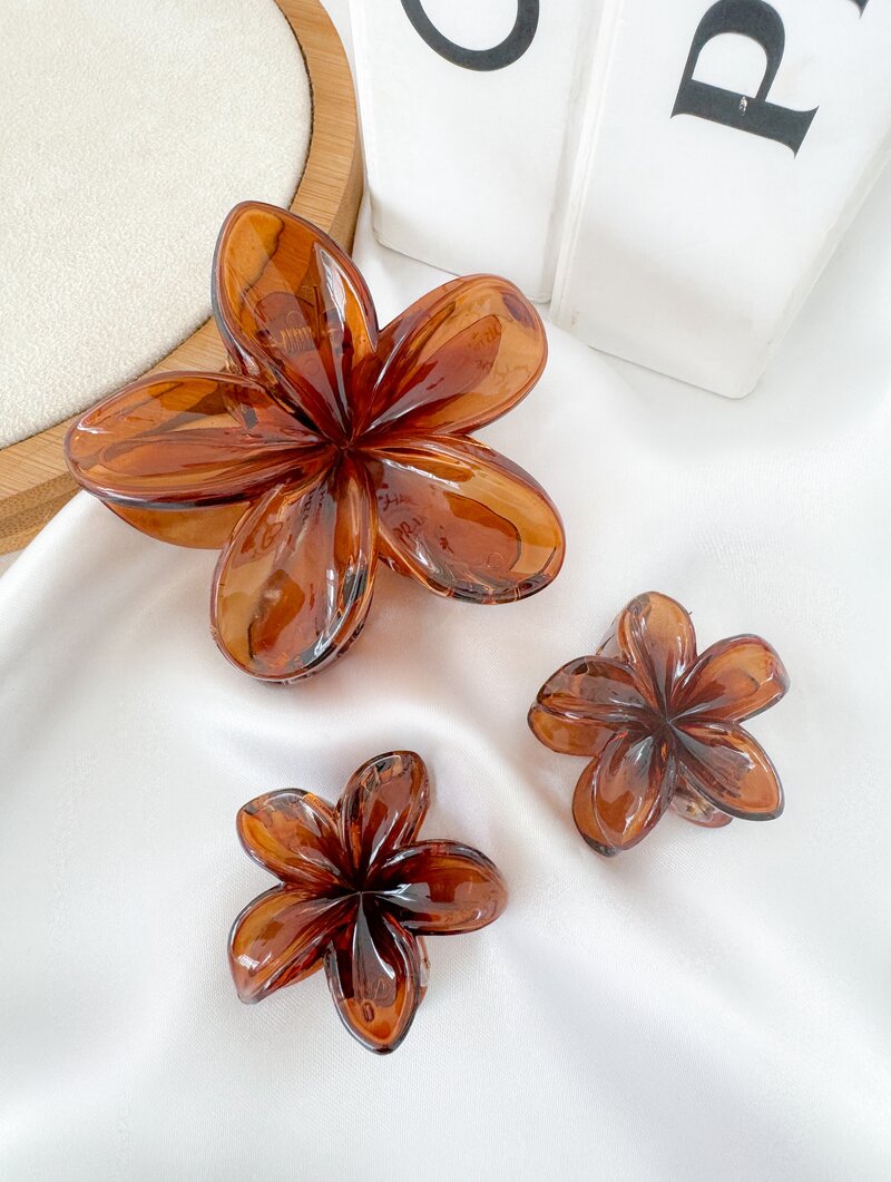 Kit Três Presilhas Flor de Acrílico