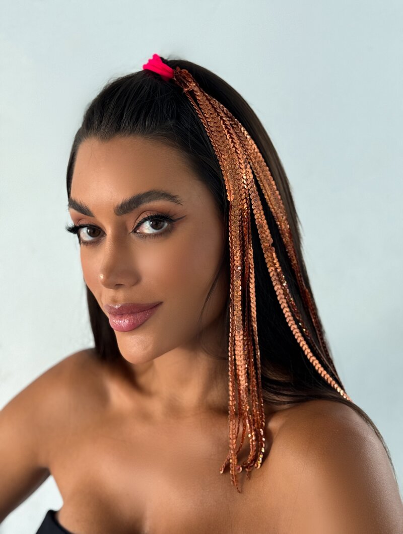 Lacinho de Cabelo com Franja de Lantejoulas