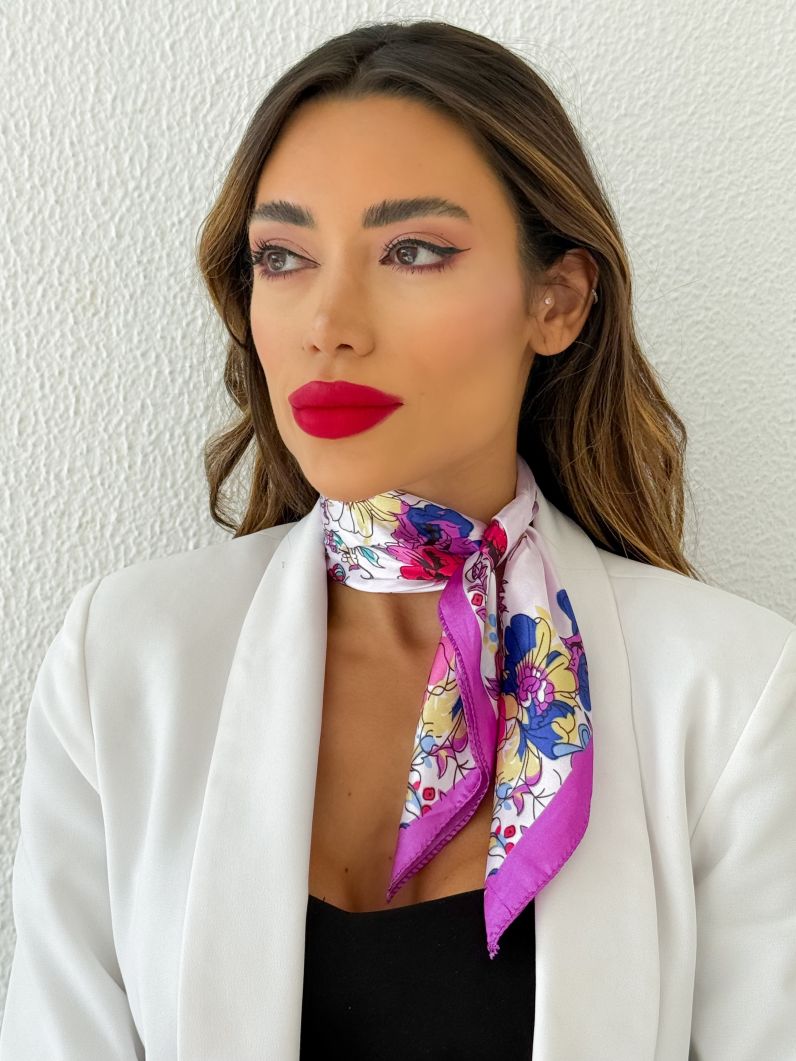 Lenço 50x50 Estampa Floral