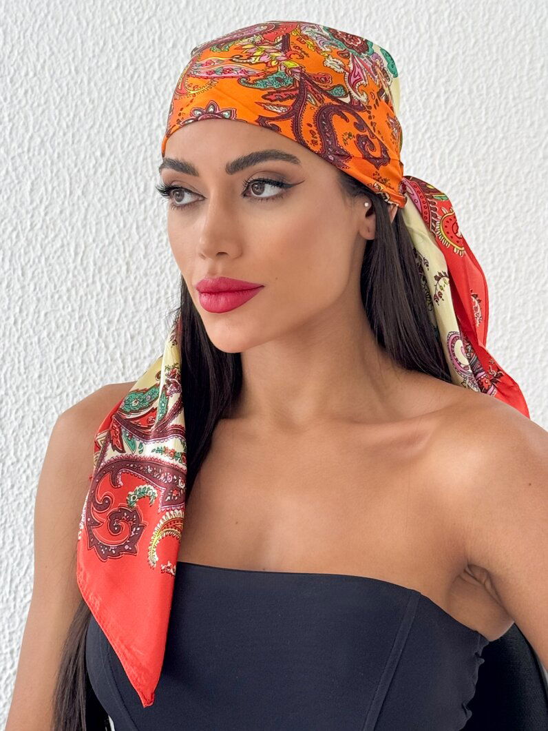 Lenço Blogger- Estampa Com Desenhos Mandala