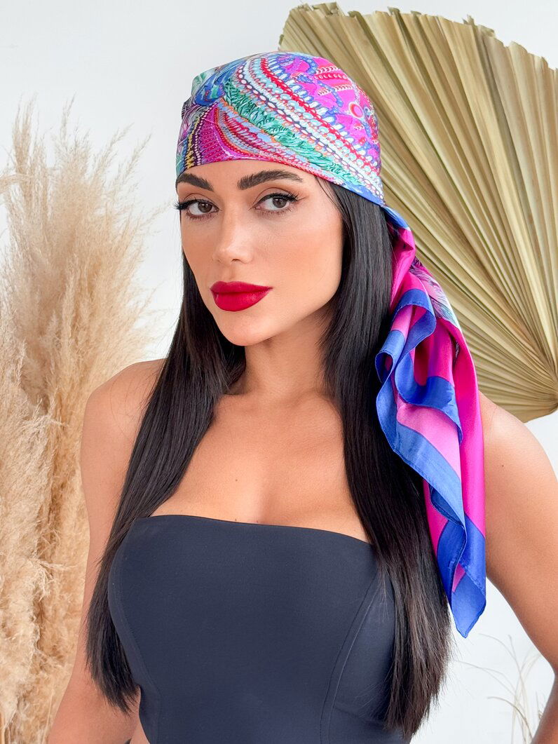 Lenço Blogger Detalhe Xadrez Floral