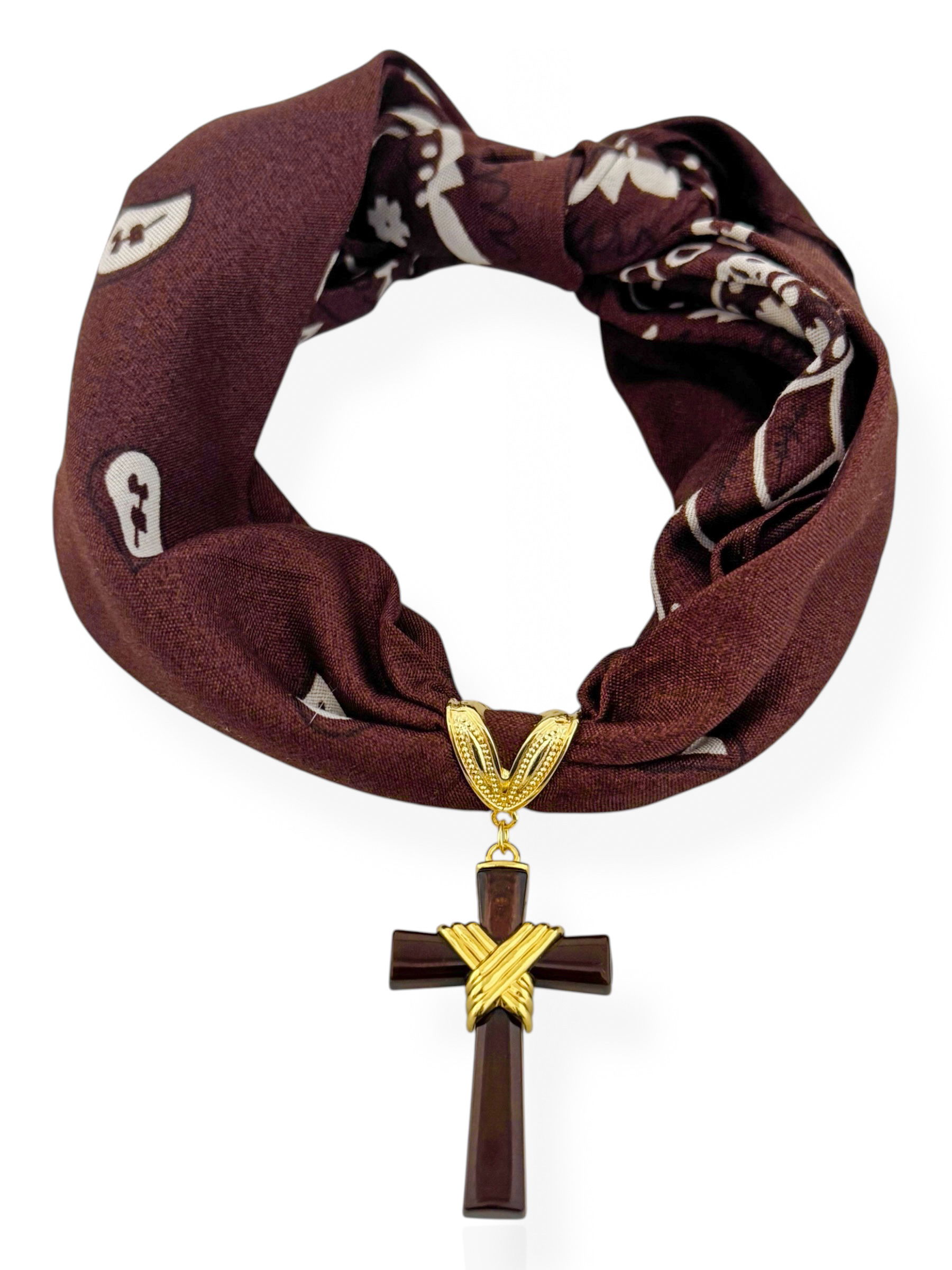 Lenço Marrom, Com Pingente Crucifico