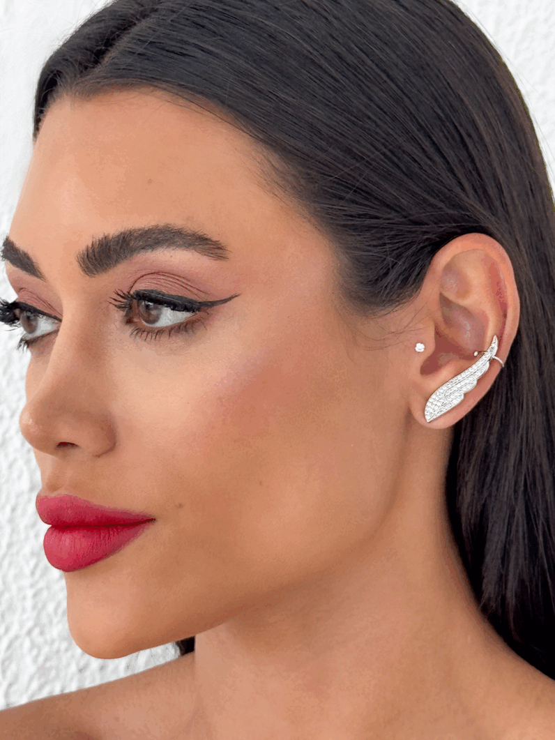Piercing Ear Cuf Folheado a Ouro 18K e Prata Design Asa