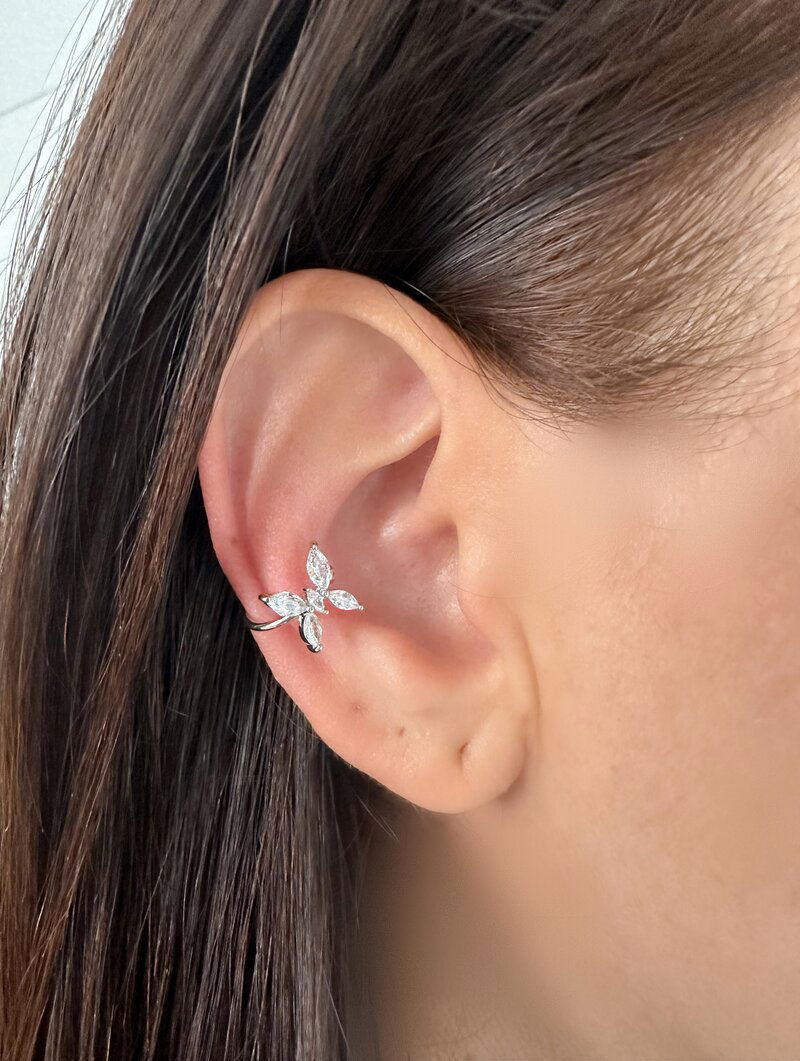 Piercing Fake Folheado a Ouro 18K e a Prata Borboleta.