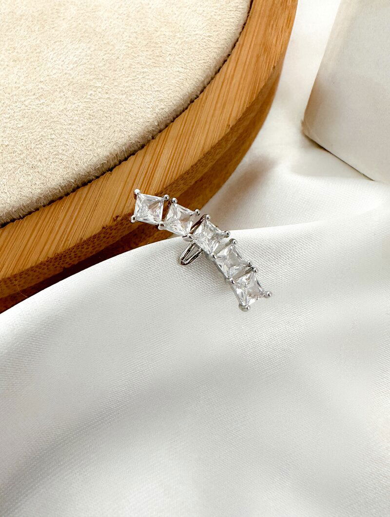 piercing fake folheado a ouro 18k e prata 925 filete de zircônias