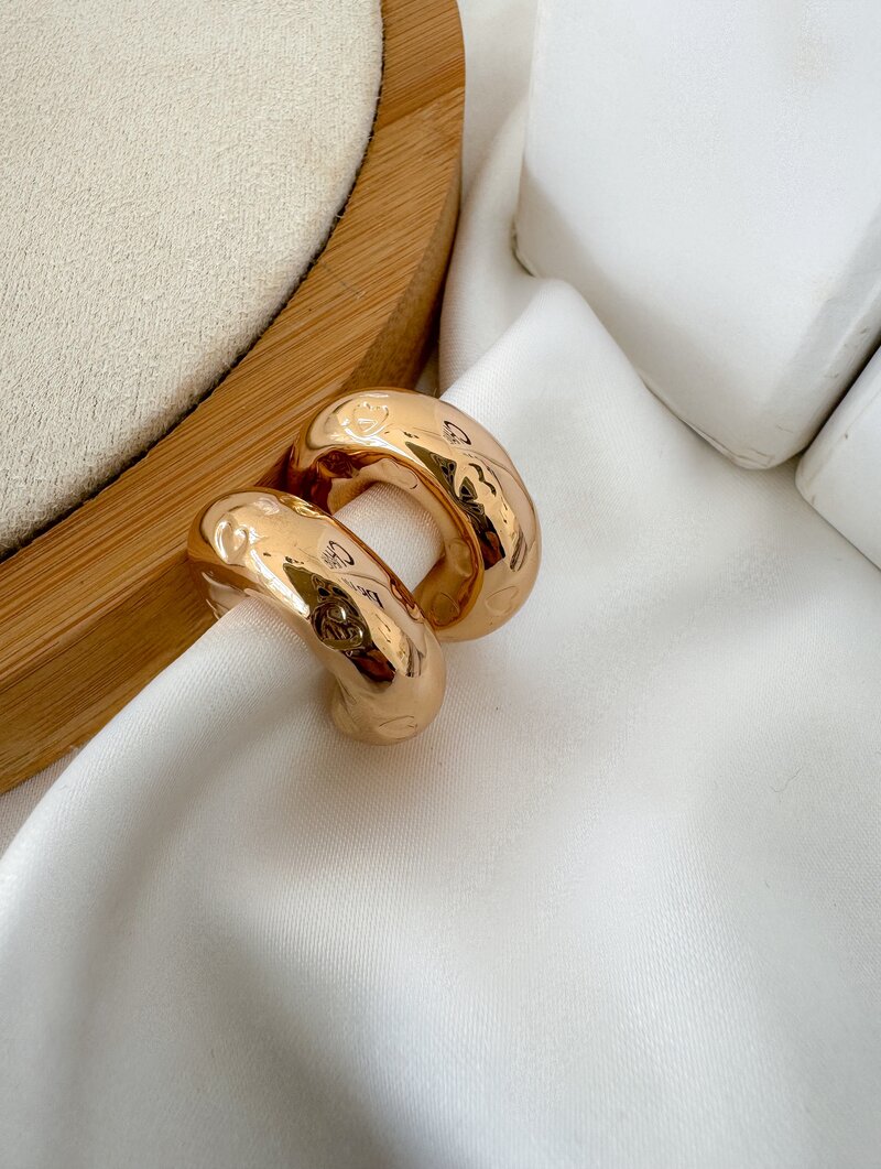 Piercing Fake Folheado a Ouro 18k e Prata Argola com Corações