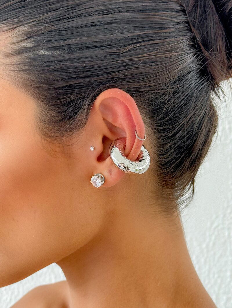 Piercing Fake Folheado a Ouro 18k e Prata Argola Martelada