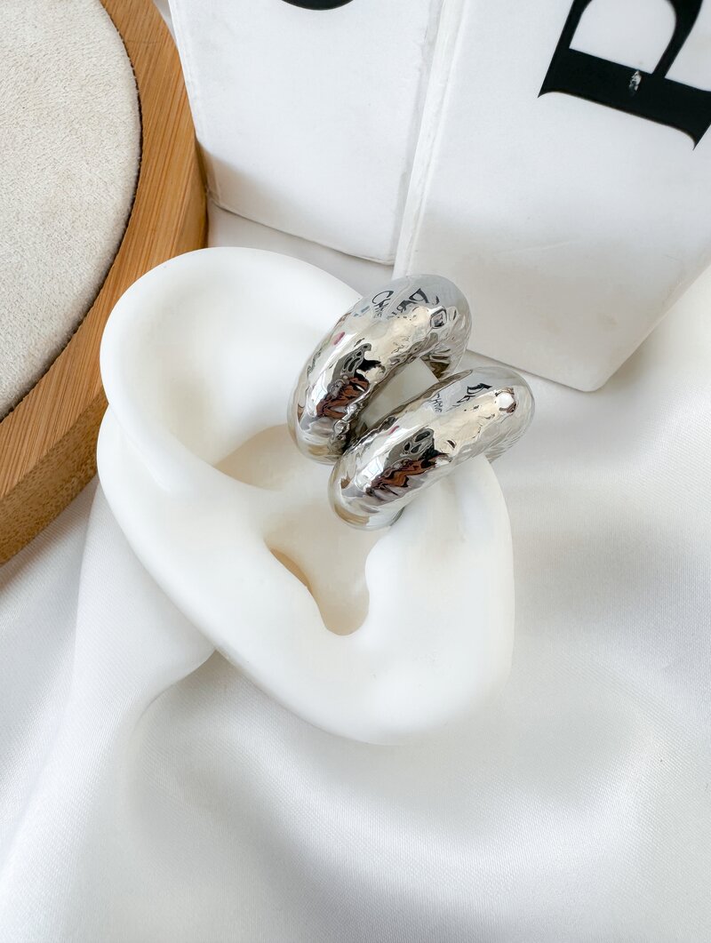 Piercing Fake Folheado a Ouro 18k e Prata Argola Martelada