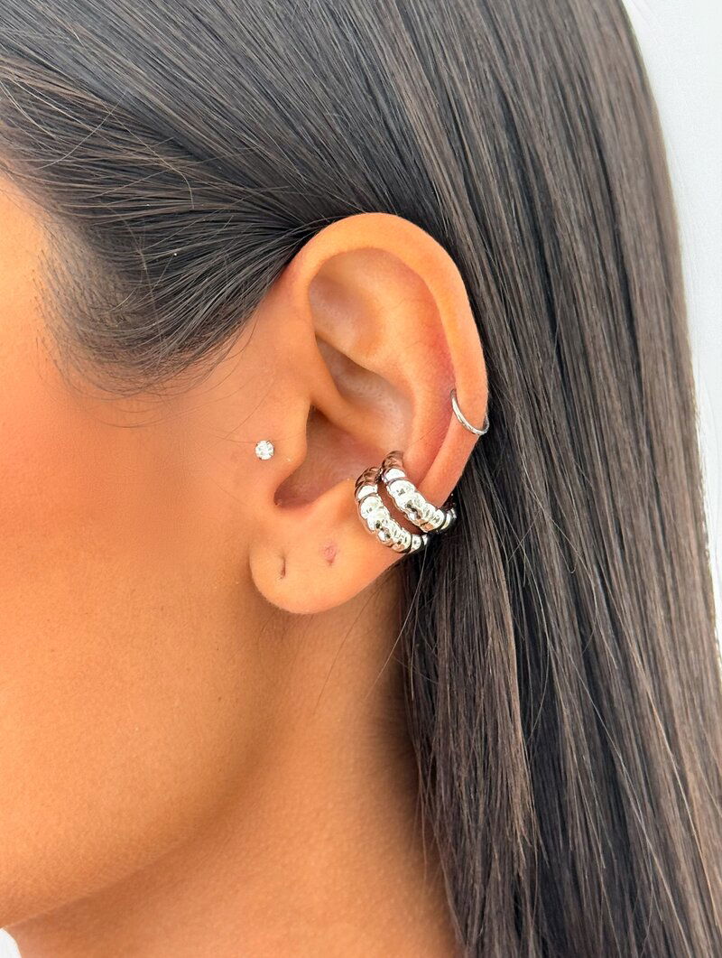 Piercing Fake Folheado a Ouro 18k e Prata Design Gomos Lisos
