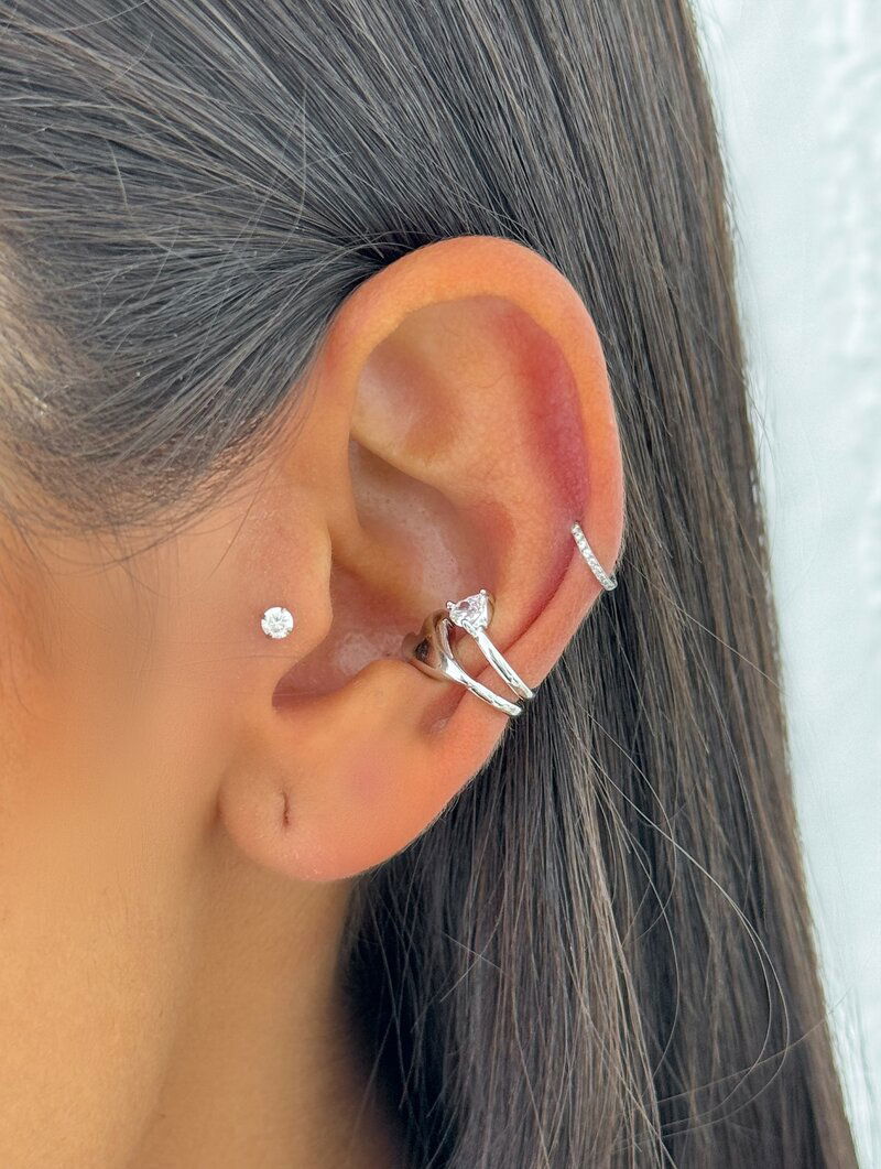 Piercing Fake Folheado a Ouro 18k e Prata Dois Fios com Coração e Ponto de Luz