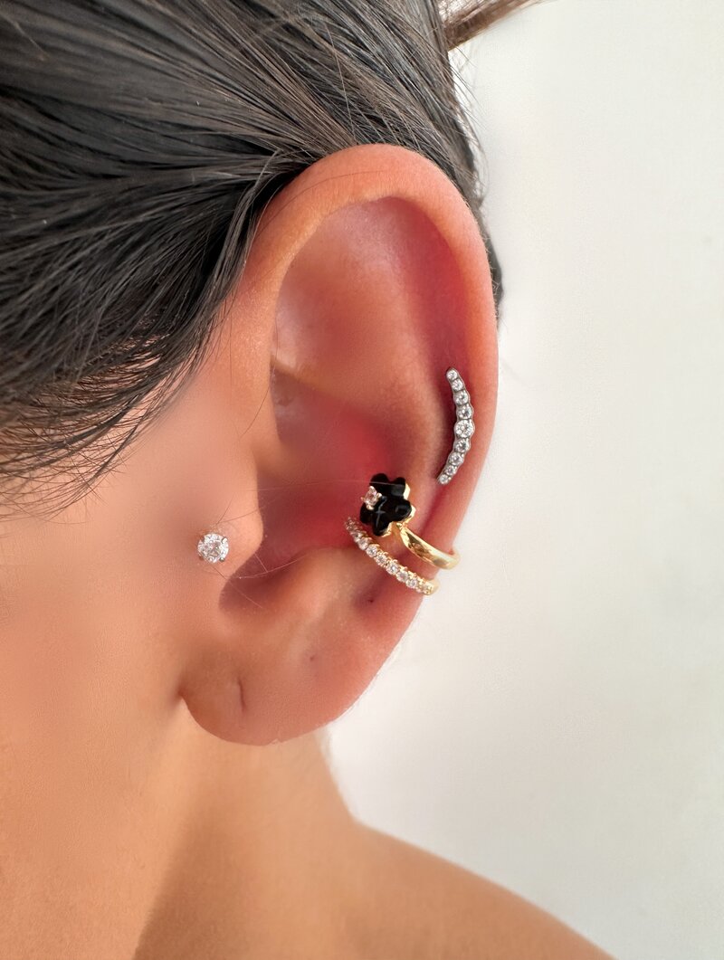 Piercing Fake Folheado a Ouro 18k e Prata Dois Fios com Flor Resinada