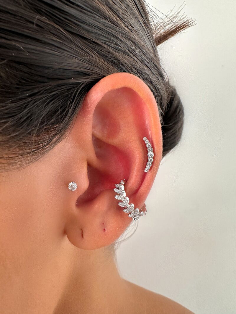 Piercing Fake Folheado a Ouro 18k e Prata Escamas Cravejadas