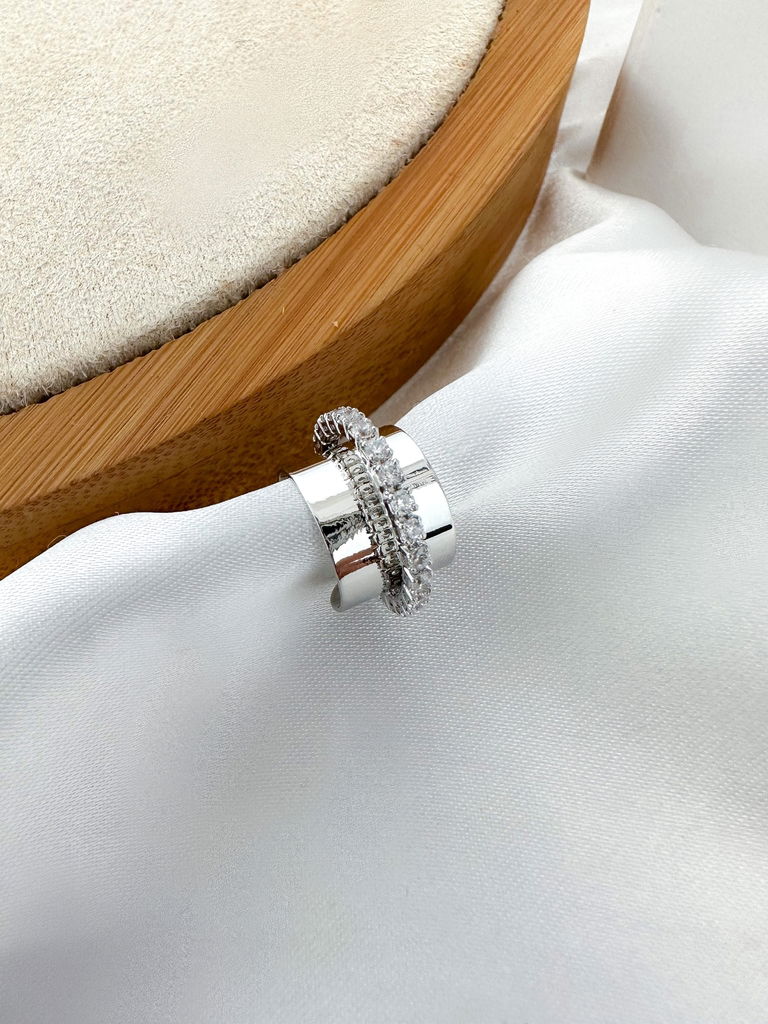 piercing fake folheado a ouro 18k e prata liso com fio de micro zircônia