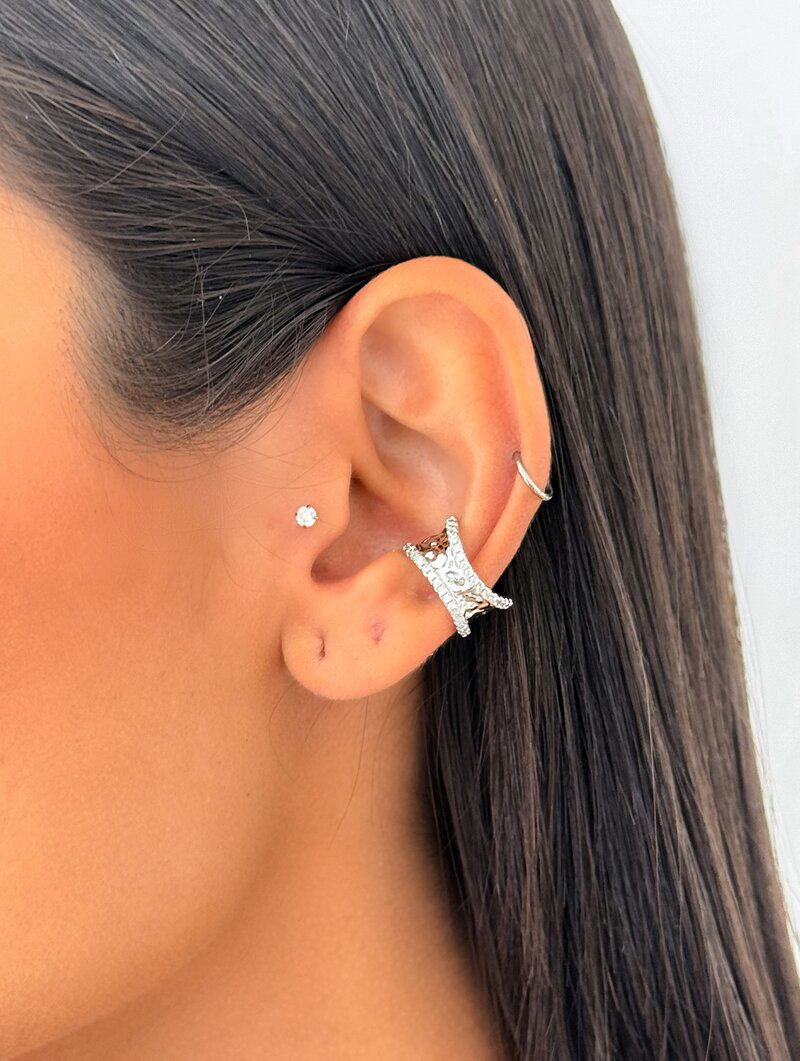 Piercing Fake Folheado a Ouro 18k e Prata Martelado com Micro Zircônias