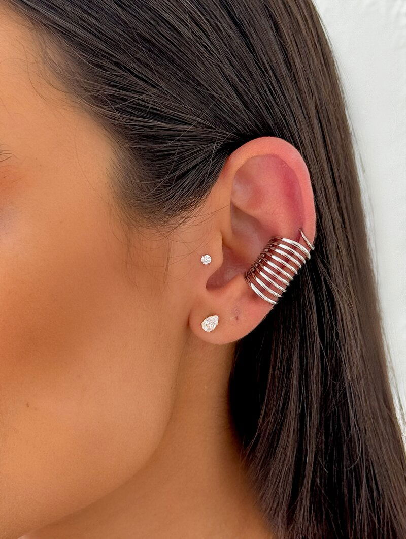 Piercing Fake Folheado a Ouro 18k e Prata Nove Fios Lisos