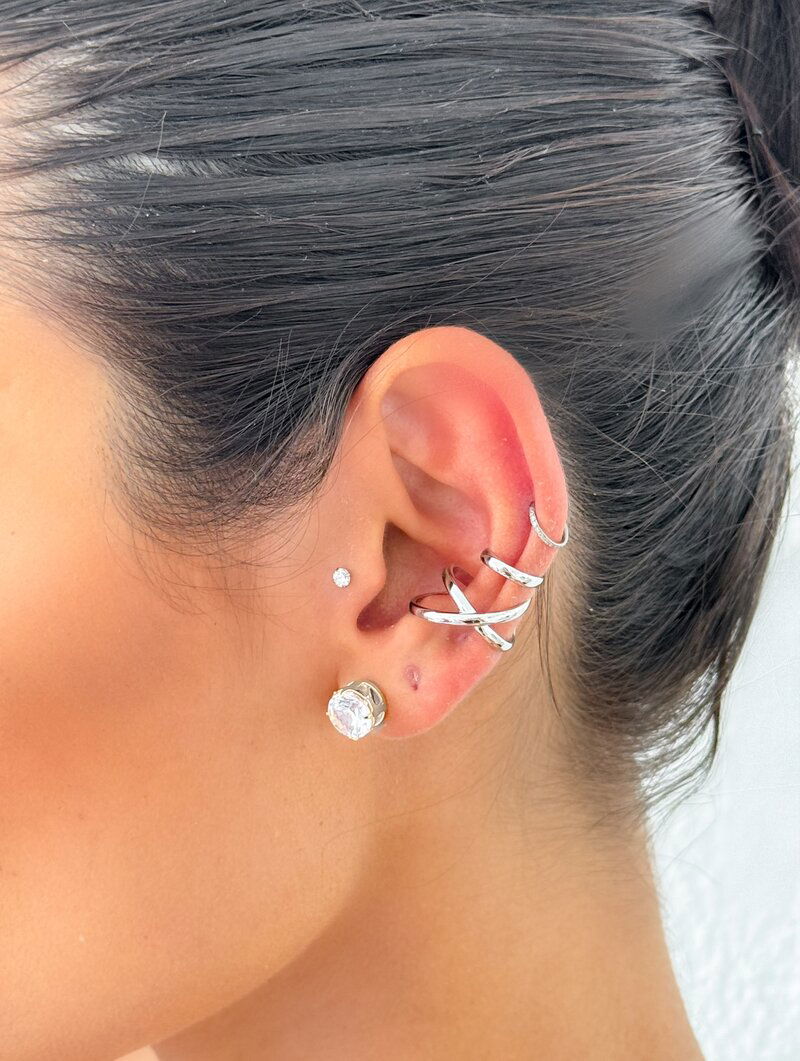 Piercing Fake Folheado a Ouro 18k e Prata Seis Fios