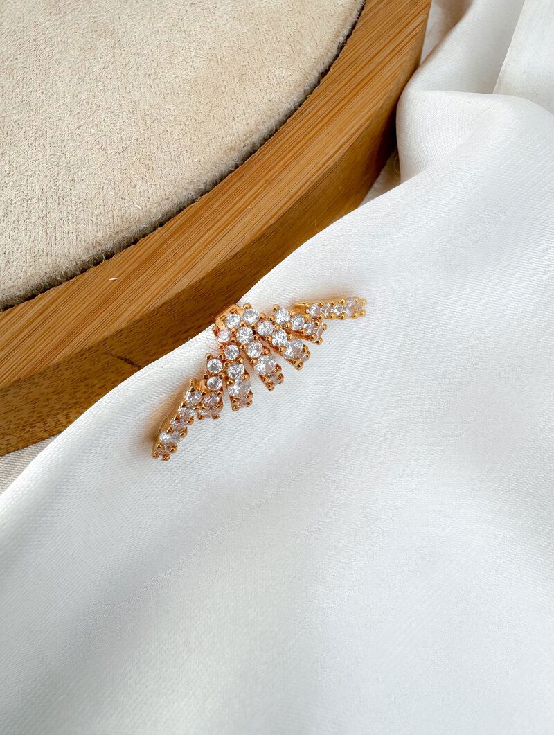 Piercing Fake Folheado a Ouro 18k e Prata Sete Fios com Zircônias