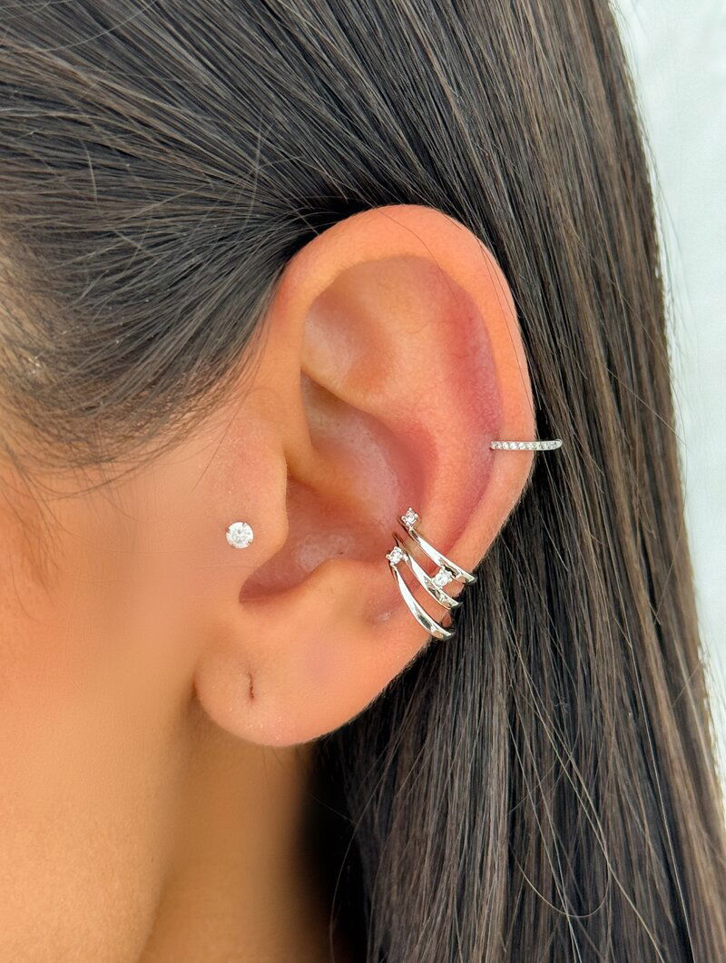 Piercing Fake Folheado a Ouro 18k e Prata Três Fios com Zircônias