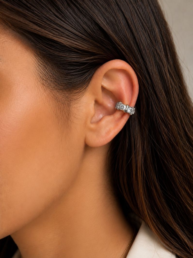 Piercing Folheado a Ouro 18k e Prata Design X Com Zircônias