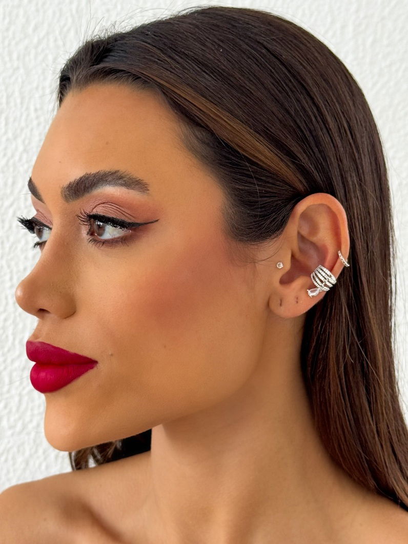 Piercing Folheado a Ouro 18k e Prata Fios Cravejado Com Gota Cristal