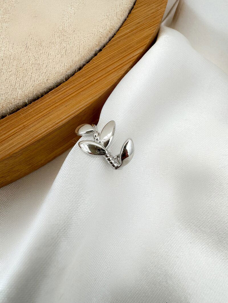 Piercing Folheado a Ouro 18k e Prata Folhas Lisas