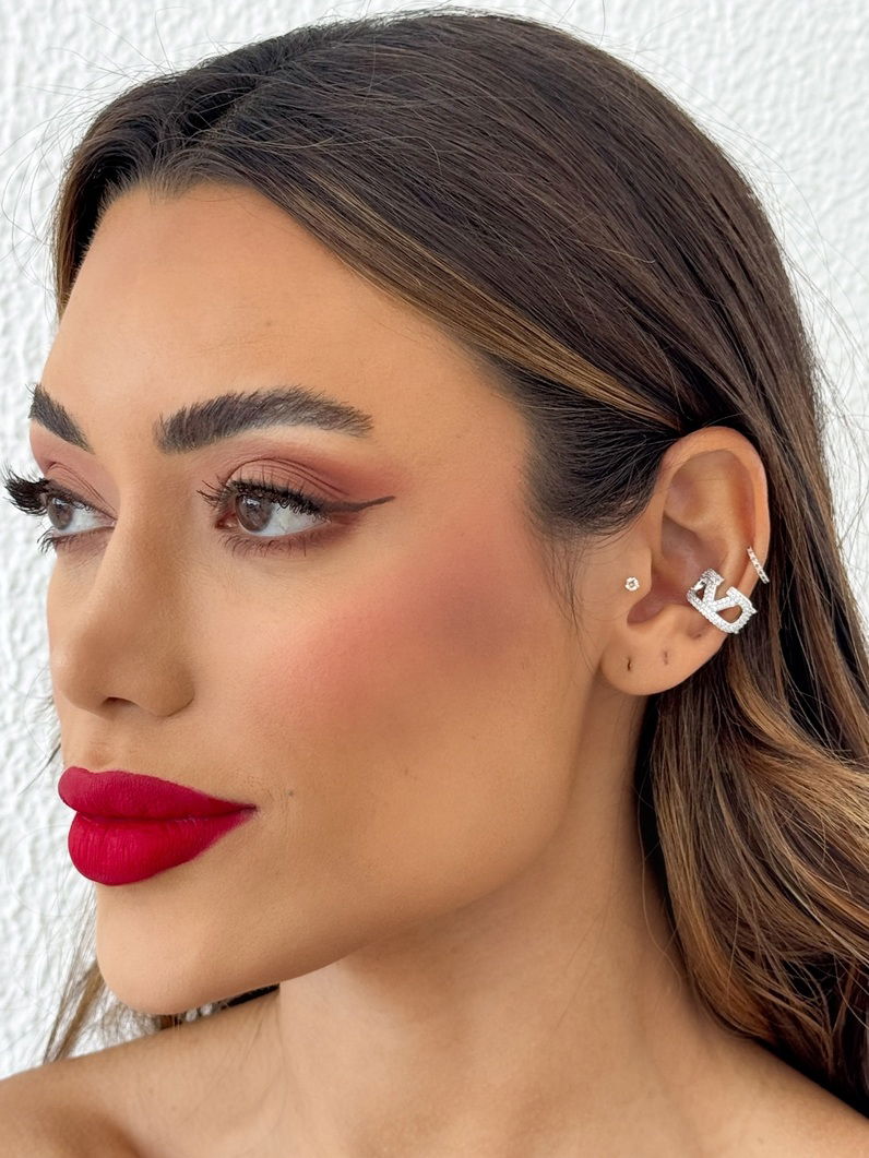 Piercing Folheado a Ouro 18k e Prata Inspiração Grandes Marcas Cravejado