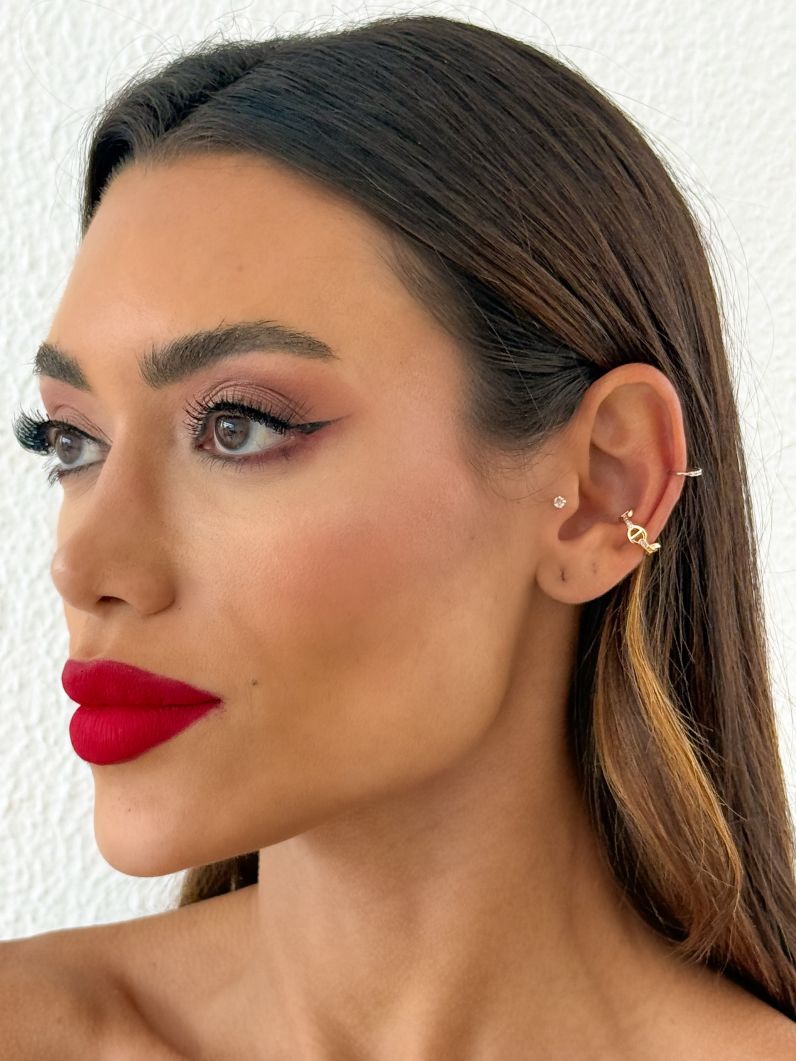 Piercing Folheado a Ouro 18k e Prata Inspiração Grandes Marcas Cravejado